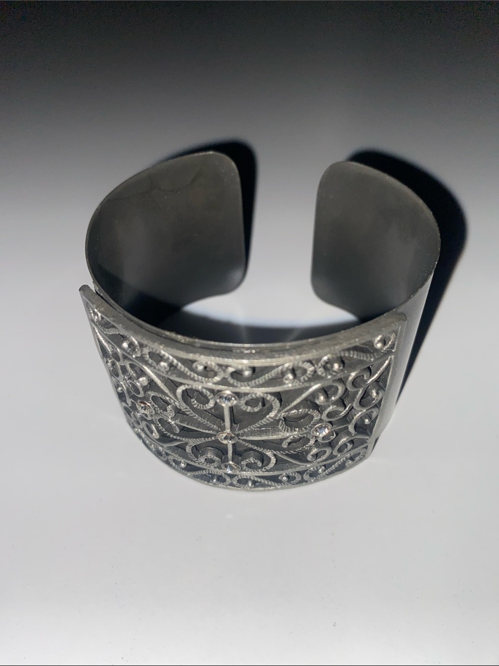 Elegant Silver Filigree Cuff Bracelet